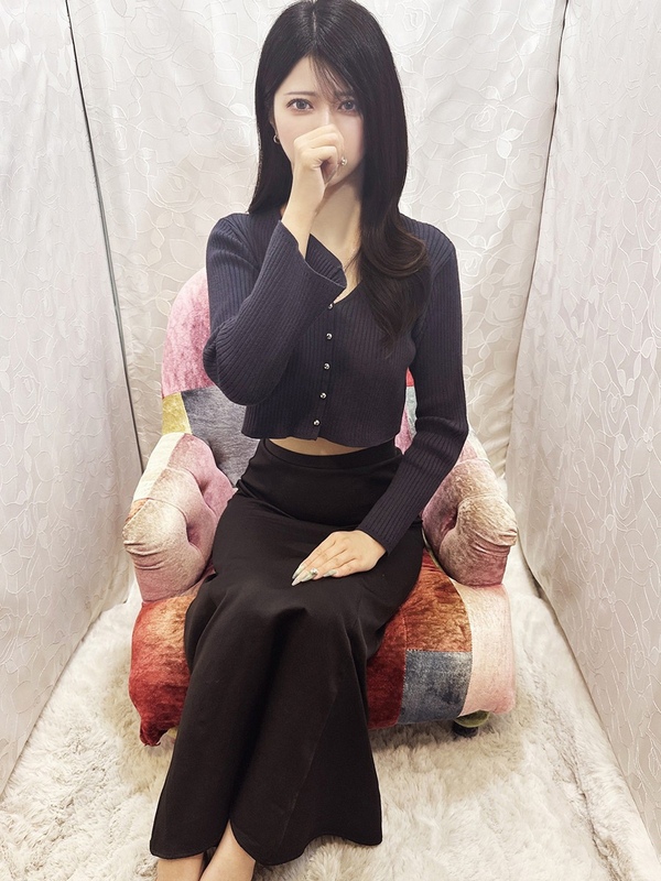 夏璃奈【カリナ】